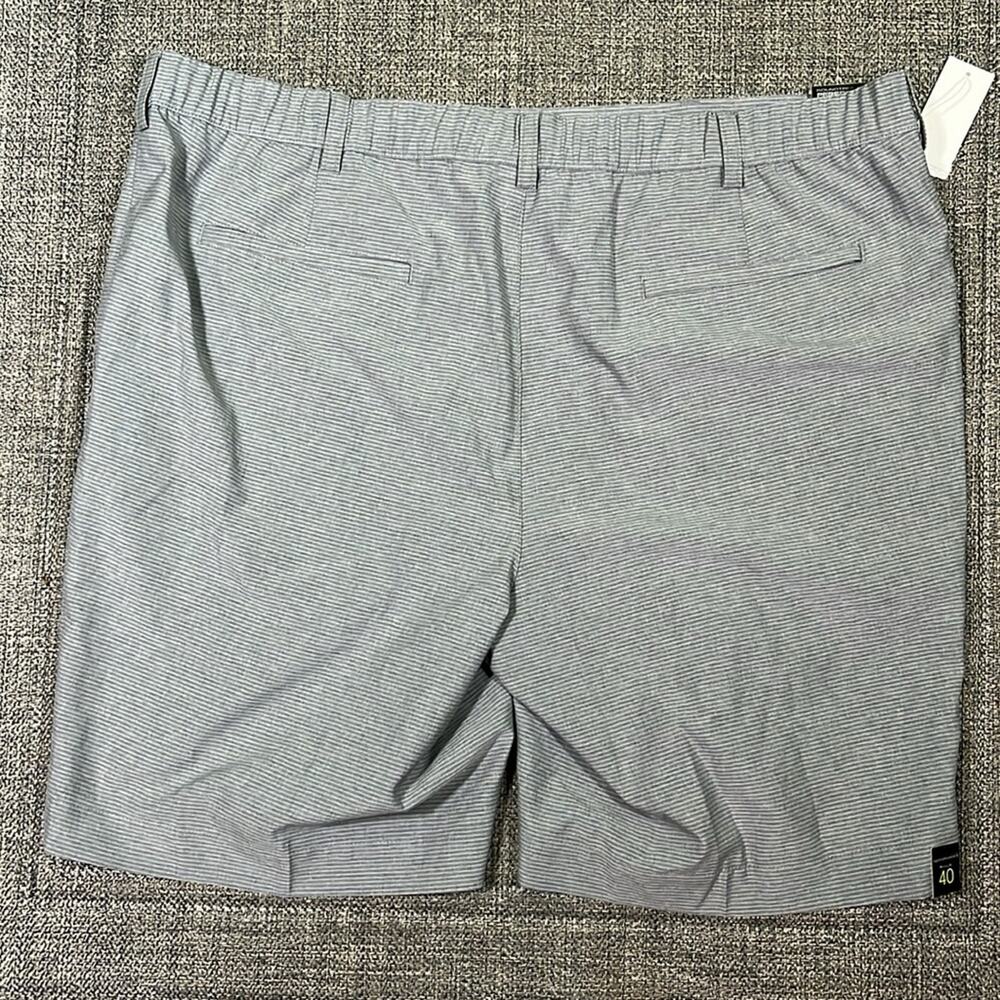 Roundtree & Yorke 9" Performance Grey Classic Shorts Size 40 - Picture 4 of 5